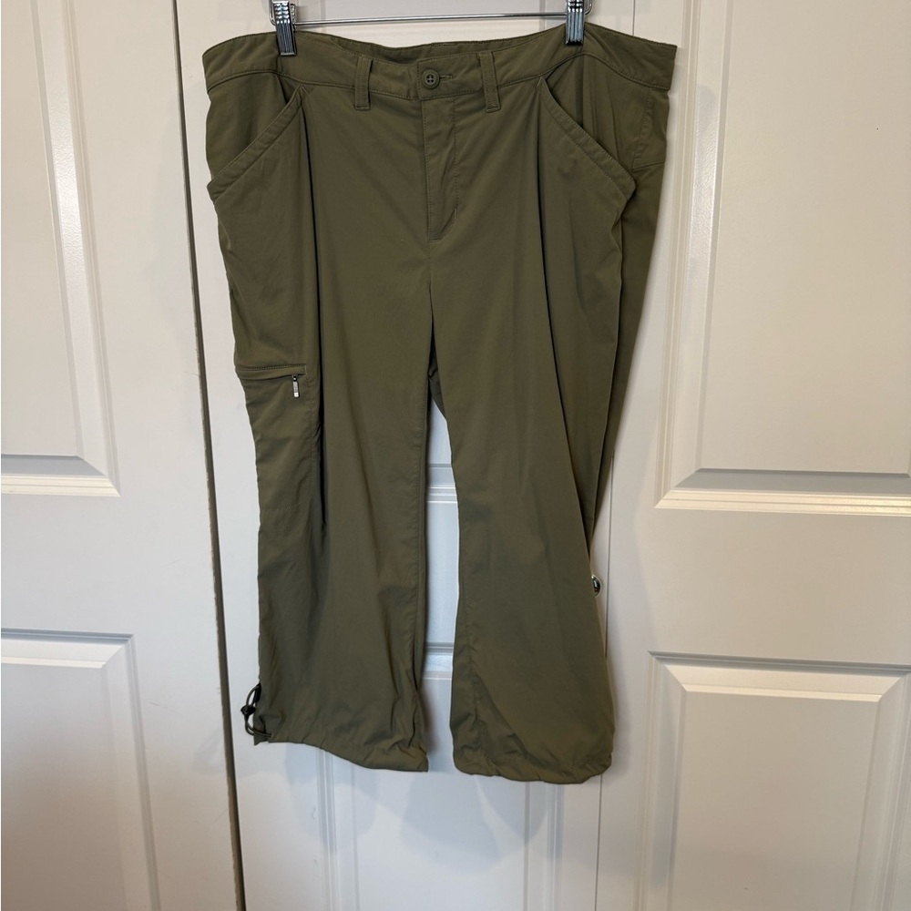 Eddie Bauer Women’s Olive Green Travel Pants